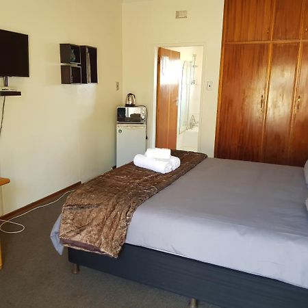 Kgosi Lodge Kimberley Ngoại thất bức ảnh
